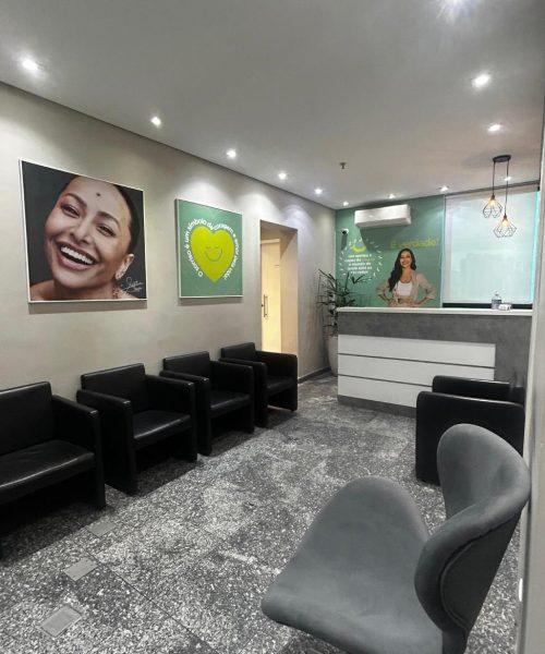 Está em busca de Implante ou Prótese Dentária?